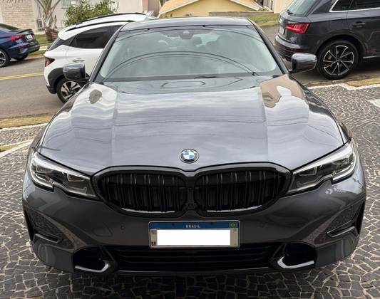 BMW 320i 2.0 16V TURBO GASOLINA SPORT AUTOMÁTICO BMW 320i 2.0 16V TURBO GASOLINA SPORT AUTOMÁTICO
